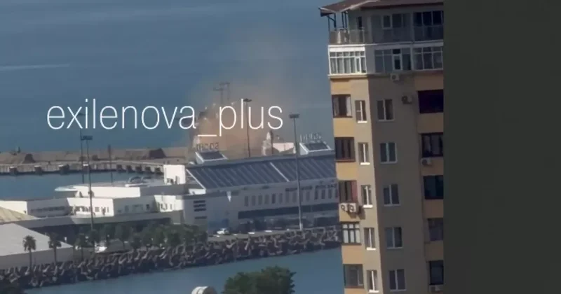 СМИ: Судно NEFRIT поражено украинским БЭКом в Сочи Видео