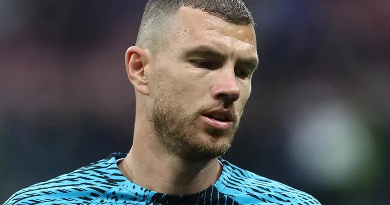 Edin Ceko Bosniya və Herseqovina millisi ilə vidalaşır