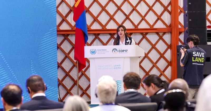 Deputat Pərvanə Vəliyeva COP17 də iştirak edib