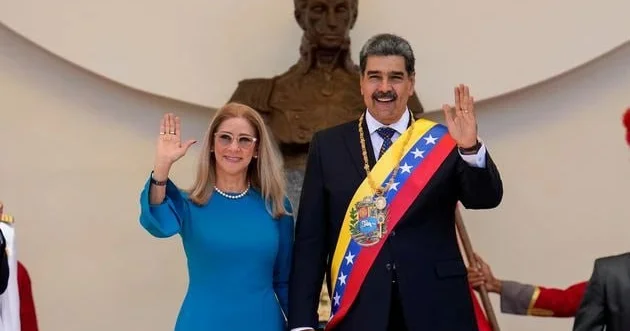 Maduro cütlüyü ittihamları rədd edir VƏKİLLƏRDƏN AÇIQLAMA