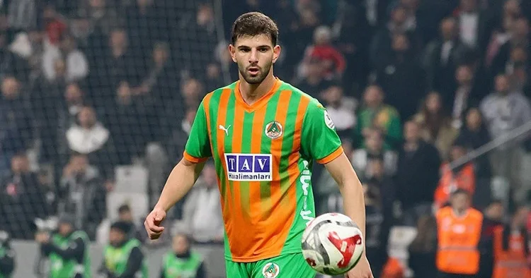 “Beşiktaş”dan müdafiəyə transfer Ümit Akdağla 4 illik müqavilə