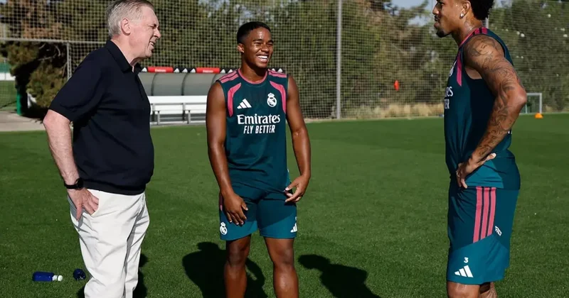 Ançelotti Real ın bazasına qayıtdı, 3 futbolçu ilə görüşdü