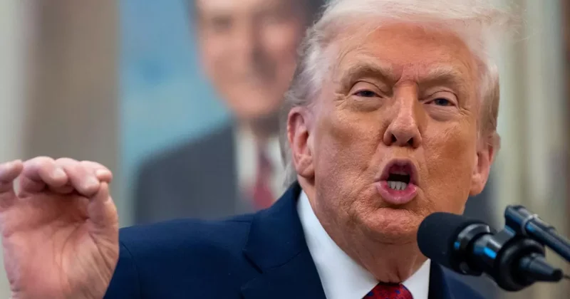 Суд заблокировал новый указ Трампа