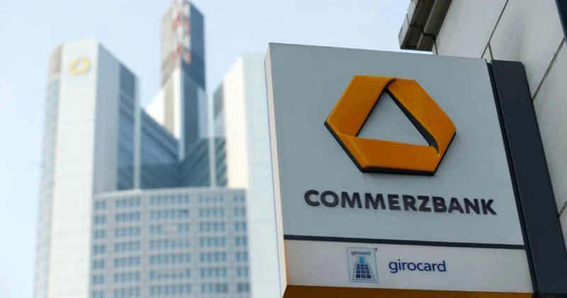 “Commerzbank”dan 1,2 milyard avroluq səhm geri alışı
