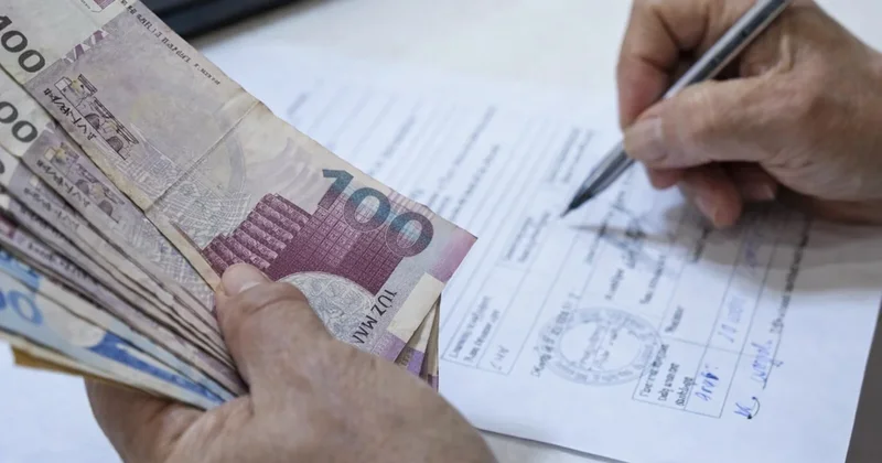 Bu gündən ölkəyə gətirilən mallar manatla bəyan ediləcək