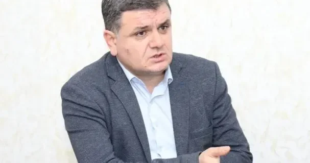 “Belə avtobuslar dərhal xətdən çıxarılmalıdır” Nəqliyyat eksperti