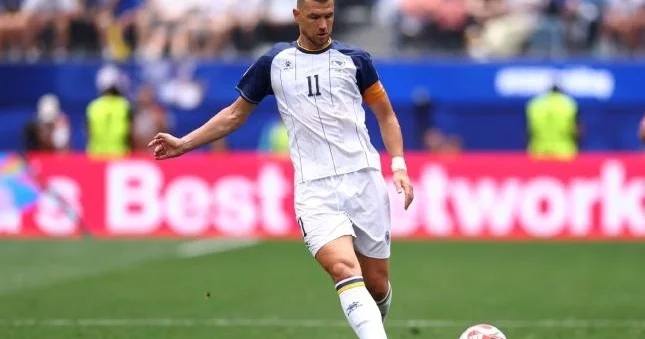Dzeko millidə son oyununa çıxacaq