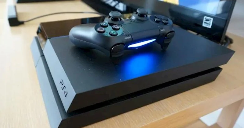 “Sony” “PlayStation 4”ü dəstəkləməyəcək