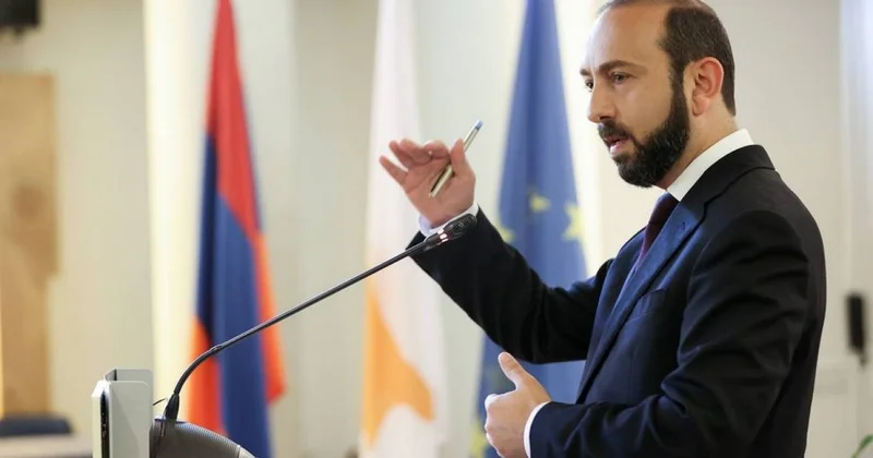 Mirzoyan Tramp yolu və demarkasiyadan danışdı
