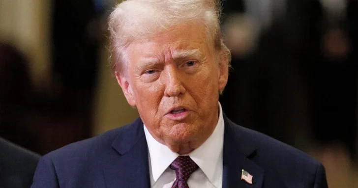 Трамп: Израиль должен немедленно прекратить бомбардировки Газы
