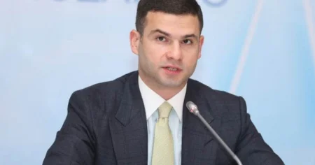 Tikinti icazələri çətinliklə verilir, şikayətlər çoxalır ORXAN MƏMMƏDOV ETİRAF ETDİ