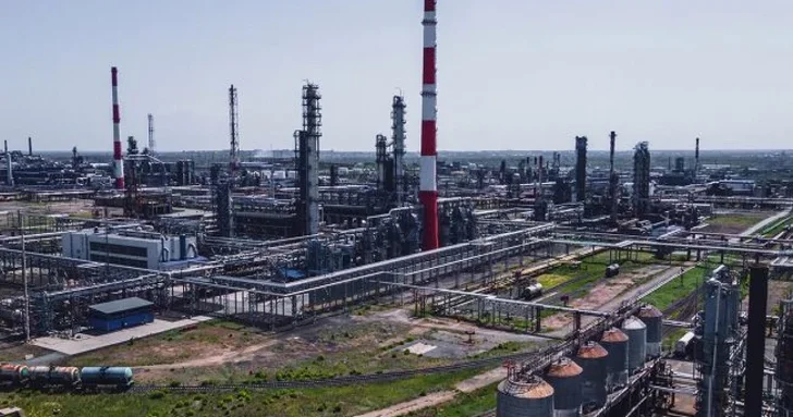 Cлужба безопасности Украины нанесла удар по российскому нефтеперерабатывающему заводу