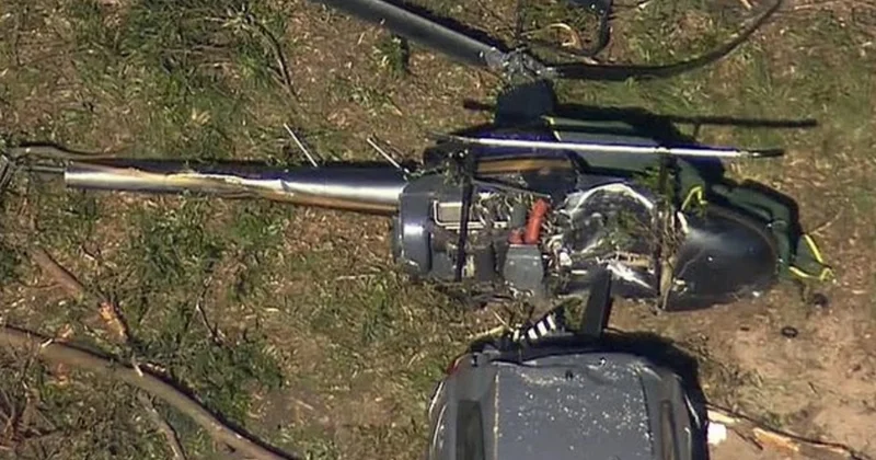 Sidneydə helikopter avtomobil dayanacağının damına çırpılıb: Ölən var