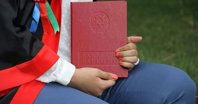 Diplomu alır, müəllim olmaq istəmir, sürücü işləyir... VİDEO