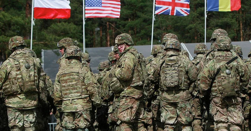 У границ России открылся штаб сухопутных войск НАТО