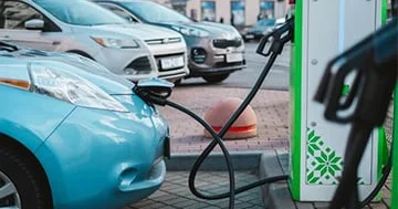 Ən sərfəli elektriklə işləyən beş avtomobilin adı...