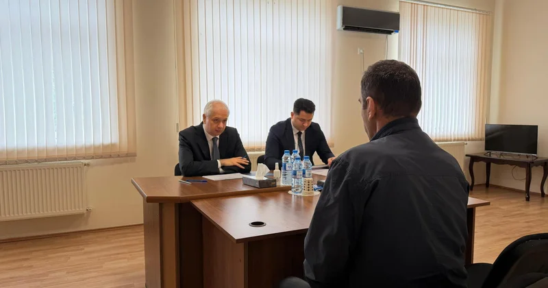 Nazir müavini Hidayət Abdullayev Lerik rayonunda vətəndaşları qəbul edib