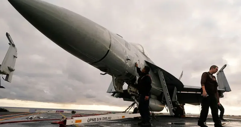 Estoniya NATO təyyarələrini Rusiya şəhərlərinə göndərməklə hədələdi