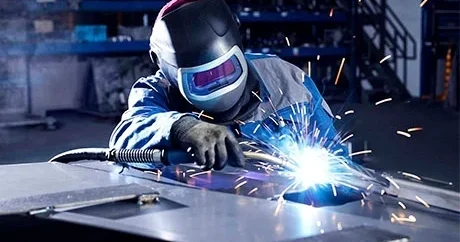 Глава Ford отправил сына работать сварщиком