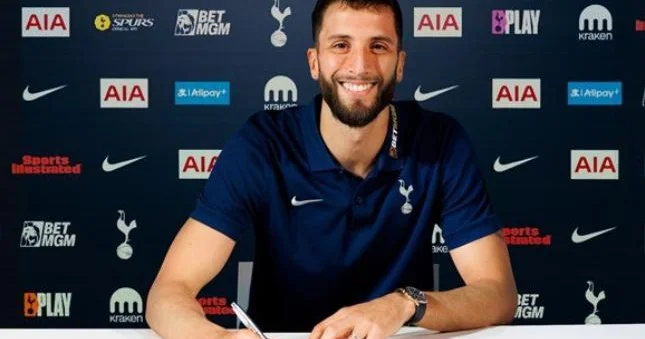 Tottenhem Bentankurla müqaviləni uzatdı