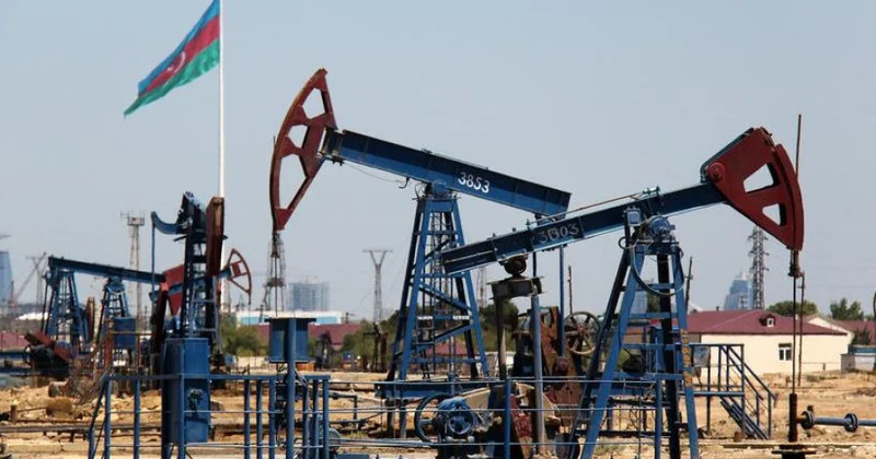 Азербайджанская нефть упала в цене почти на 1,6%