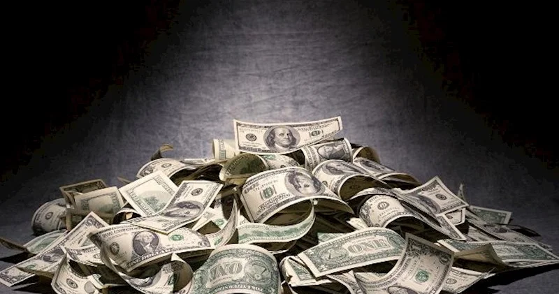 ABŞ də bank ehtiyatları 3 trilyon dollardan aşağı düşüb Dollar bahalana bilərmi?