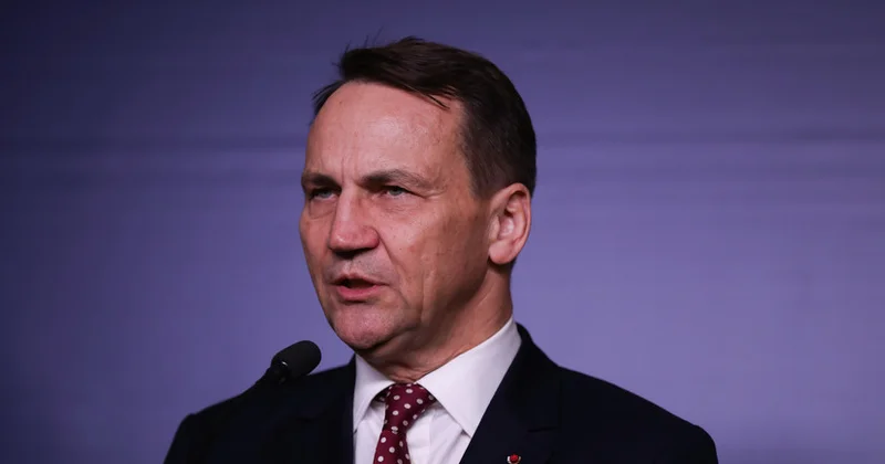 Polşanın XİN rəhbəri: “Ukraynanın bərpasından ən çox Polşa faydalanacaq”