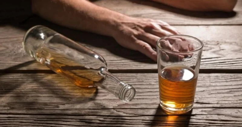 Səhiyyə Nazirliyinin mütəxəssisi: Alkoqolizm 200 dən çox xəstəliyə səbəb olur