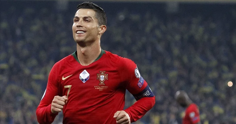 Mançester Yunayted Ronaldo ilə bir araya gəlir