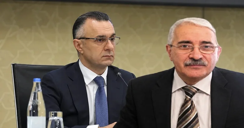Məmmədəli Meybəliyev vəzifəsini itirdi Nazir 20 ilin prorektorunu işdən çıxardı