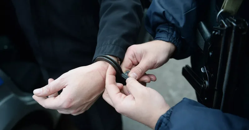 Deputat və “Yerkrapa” rəhbərinin xaç oğluna ev dustaqlığı verilib KİV
