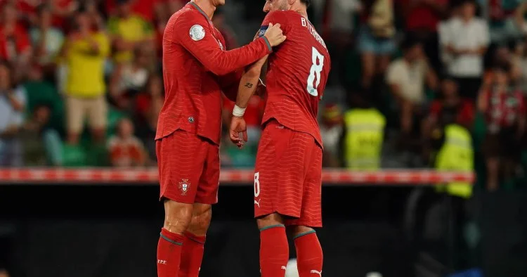 Ronaldoya dedim ki, həmişə Portuqaliyanın ən böyük simvolu olacaq Bruno Fernandeş