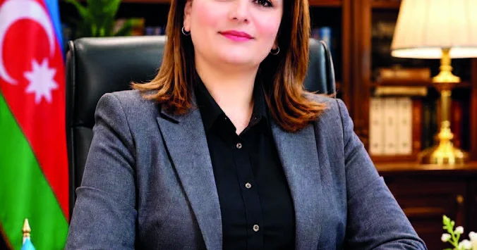 Dağlar qoynunda bir məktəb var