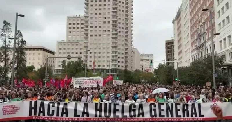 Около 70 тыс. человек вышли на акцию против жилищного кризиса в Мадриде
