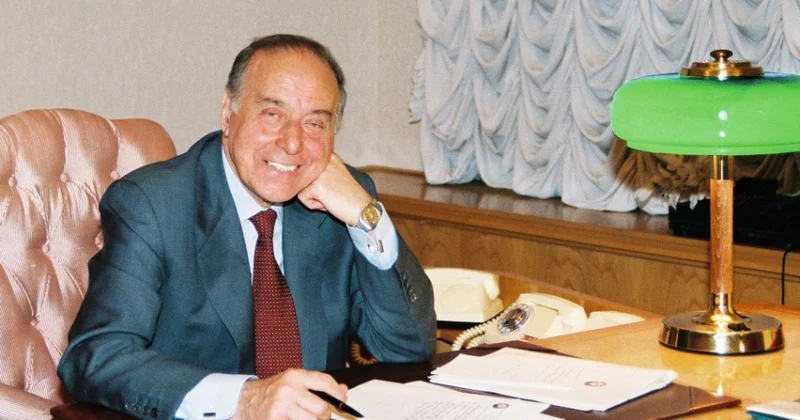 Ulu Öndərin xarici siyasət kursunda milli maraqların qorunması əsas prinsip idi RƏY