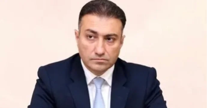 Anar Bayramov onu işdən azad etdi