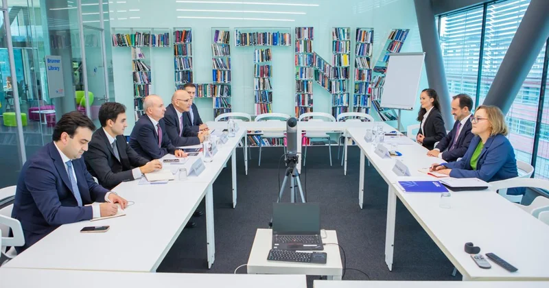 Азербайджан и GCSP обсудили продолжение сотрудничества в сфере исследований и образования (ФОТО)