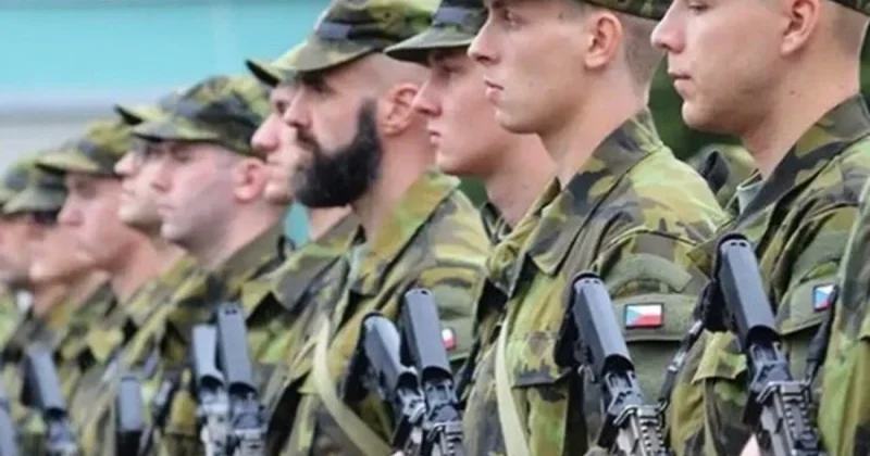 Çexiya ordusu gələn il 2250 müqaviləli hərbçi qəbul etməyi planlaşdırır