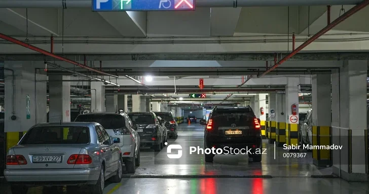 Бумажные обещания: почему в Азербайджане застройщики экономят на гаражах?