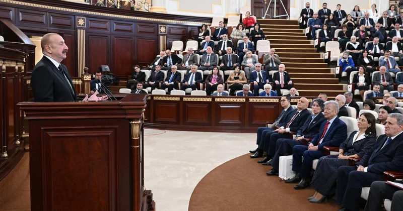 Prezident İlham Əliyev: Azərbaycan dilinin saflığının qorunması hər bir Azərbaycan vətəndaşının işi olmalıdır