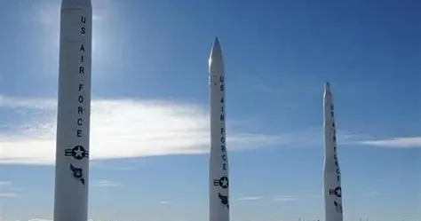 ABŞ qitələrarası ballistik raketin sınağına hazırlaşır KİV