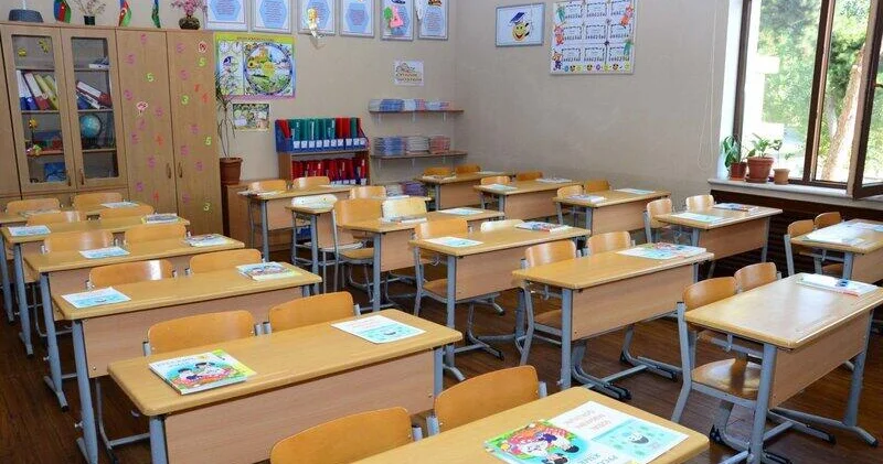 Region məktəblərində infrastrukturun zəif olması bəzi fənlərin tədrisinə əngəllər yaradır