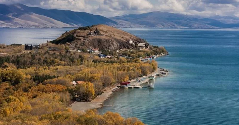 Göyçə mahalında ata 3 yaşlı oğlunu boğub ÖLDÜRDÜ FOTO