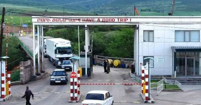 Gürcüstan gömrükçüləri Ermənistan vətəndaşını saxladı Narkotik daşıyırmış VİDEO