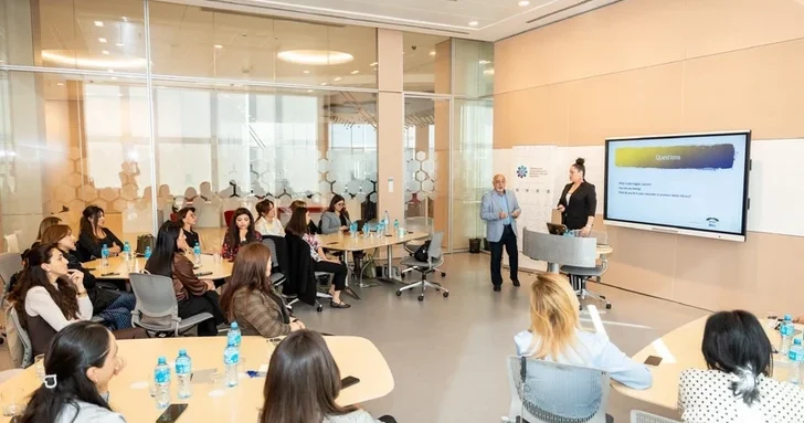 Неделя медиаграмотности: MEDİA обучает педагогов выявлять фейки и управлять цифровым следом