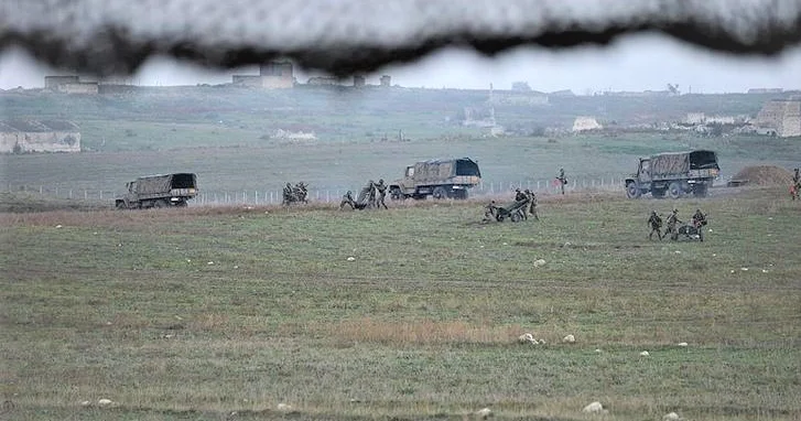 AzTV dən sensasiya: səngərlər qazılır, İrəvan müharibəyə hazırlaşır? VİDEO