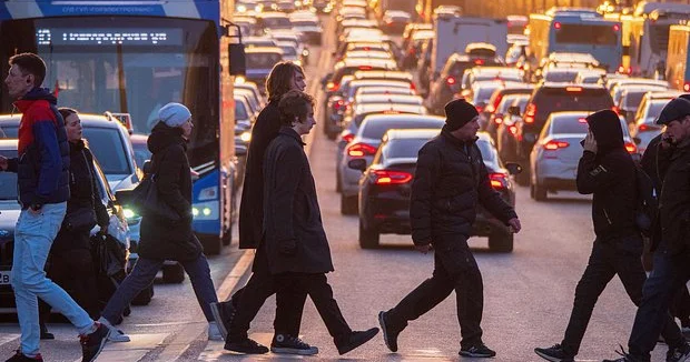 Böyük şəhərdə yaşamaq ürək sağlamlığına mənfi təsir göstərir...