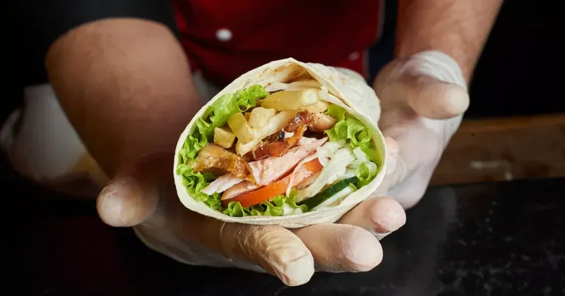 Число отравившихся шаурмой в Бишкеке возросло