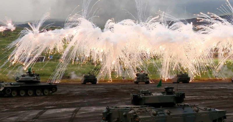 80 il sonra ilk: Dünyanın yatmış hərbi gücü oyanır Həyəcan