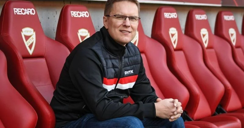 Valdas Dambrauskas: “Yaxşıya doğru dəyişəcəyimizə inanıram”